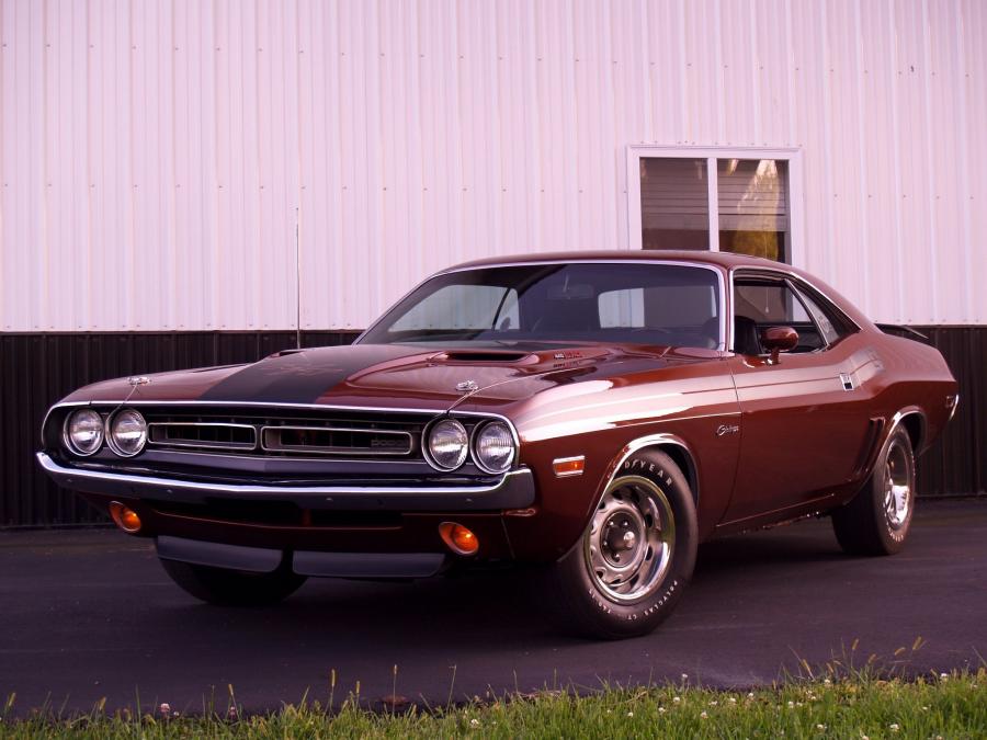  Dodge Challenger R/T 440 Six Pack 1971 года  (фото 2 из 2)